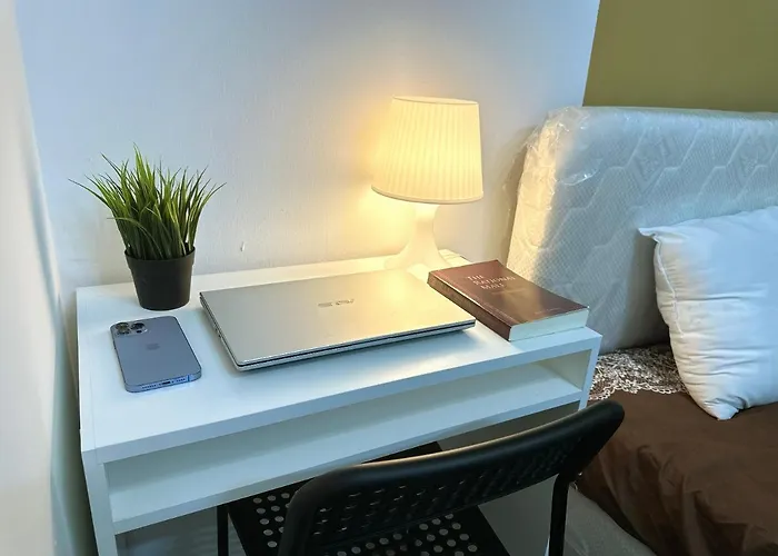 Budget Double Partition Room In Barsha Heights Near Metro