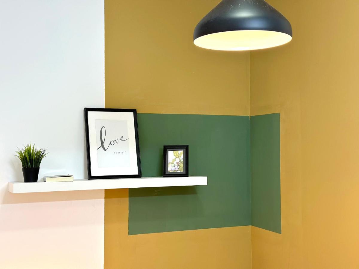 Homestay Budget Double Partition In Barsha Heights Near Metro Dubai